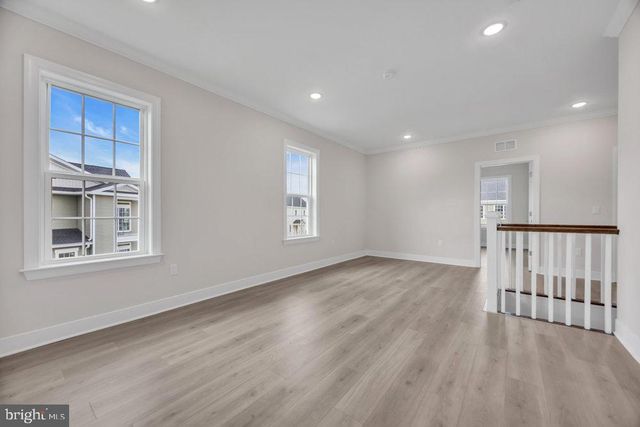 3801 JORDAN DR, West Windsor, NJ 08550