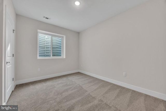 3801 JORDAN DR, West Windsor, NJ 08550