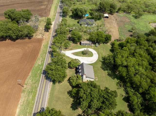 1218 Fm 310, Hillsboro, TX 76645