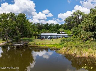 420 S FRANCIS Street, Interlachen, FL 32148