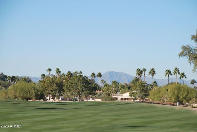 8961 E MICHIGAN Avenue, Sun Lakes, AZ 85248