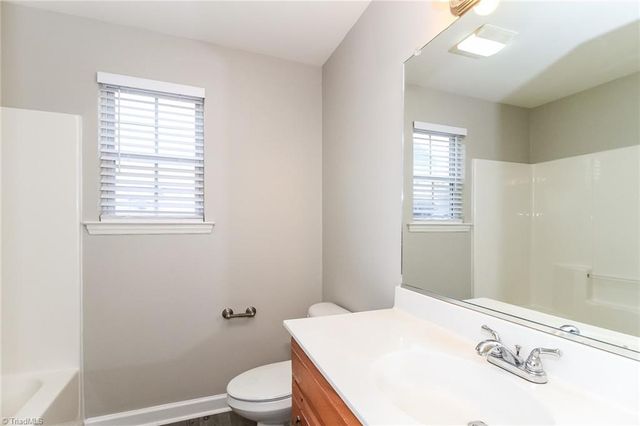 1992 Tea Berry Lane, Winston-salem, NC 27127