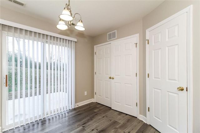 1992 Tea Berry Lane, Winston-salem, NC 27127