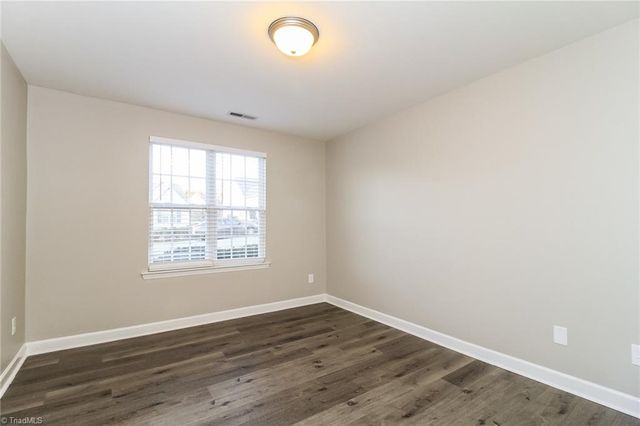 1992 Tea Berry Lane, Winston-salem, NC 27127