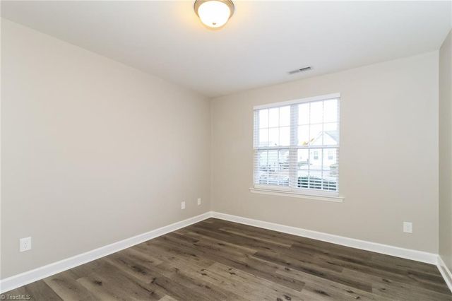 1992 Tea Berry Lane, Winston-salem, NC 27127