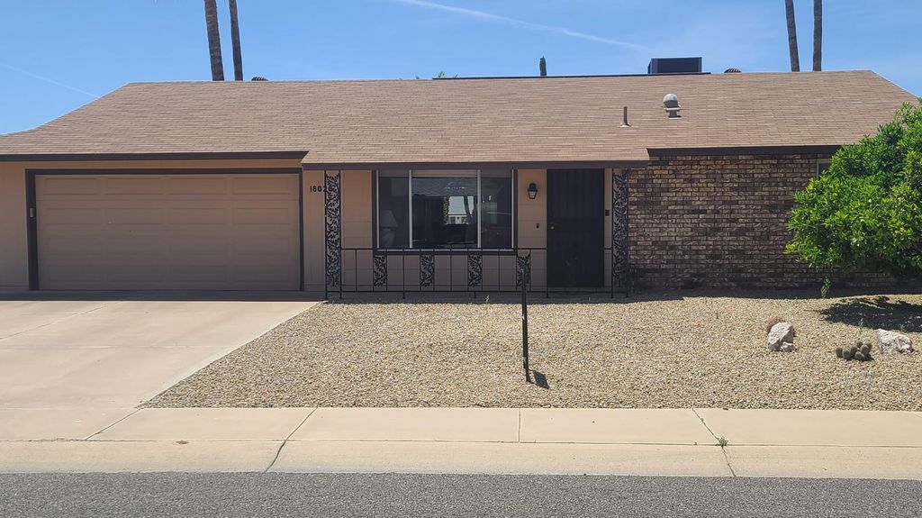 18026 N 135th Avenue, Sun City West, AZ 85375
