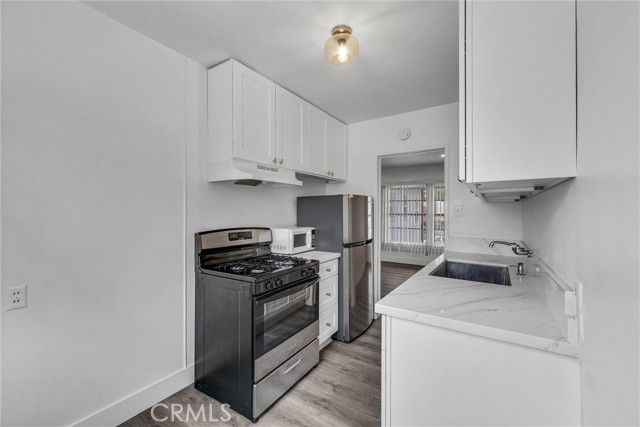 122 Elm Avenue 11, Long Beach, CA 90802