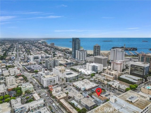 122 Elm Avenue 11, Long Beach, CA 90802