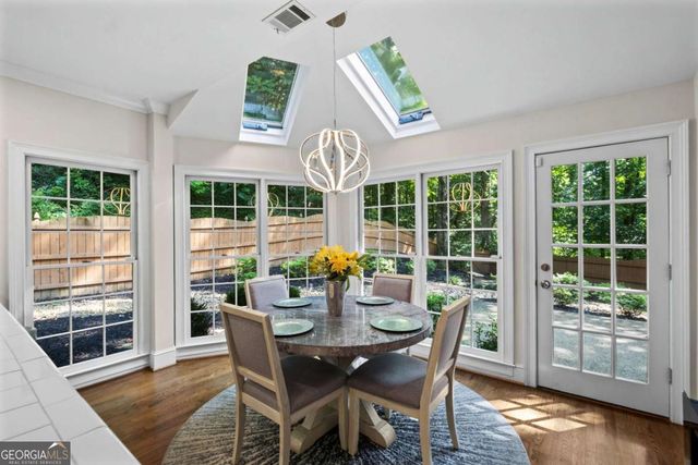 1260 Oakhaven Drive, Roswell, GA 30075