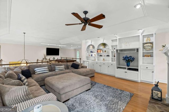 1260 Oakhaven Drive, Roswell, GA 30075