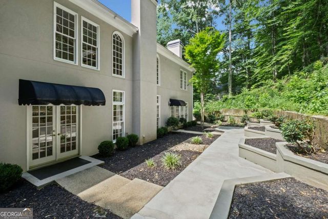 1260 Oakhaven Drive, Roswell, GA 30075
