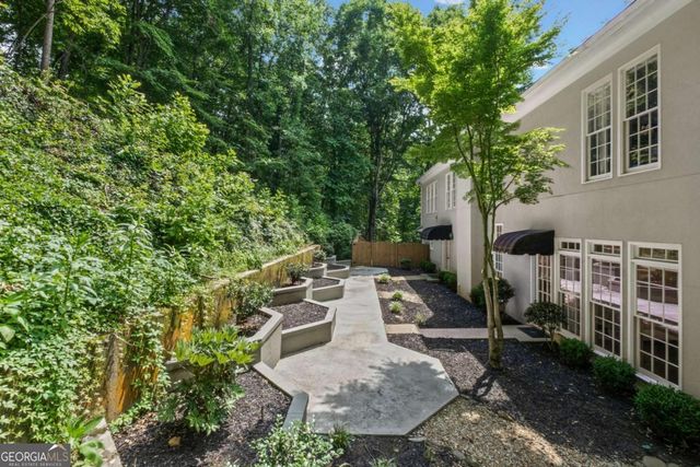 1260 Oakhaven Drive, Roswell, GA 30075
