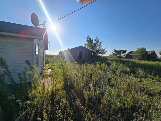 1611 Co Rd 50, Plainview, TX 79072