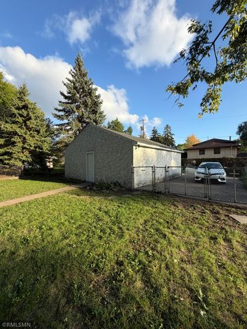 1600 37th Avenue NE, Minneapolis, MN 55421