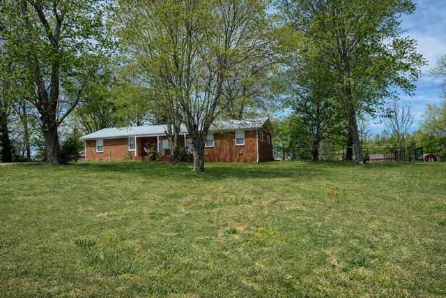 2633 Spencer Rd, Rock Island, TN 38581