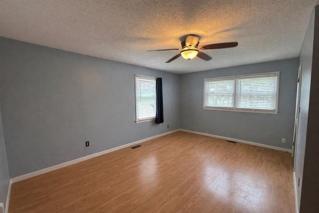 2633 Spencer Rd, Rock Island, TN 38581