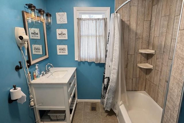 2633 Spencer Rd, Rock Island, TN 38581