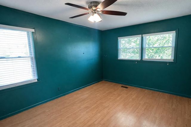 2633 Spencer Rd, Rock Island, TN 38581