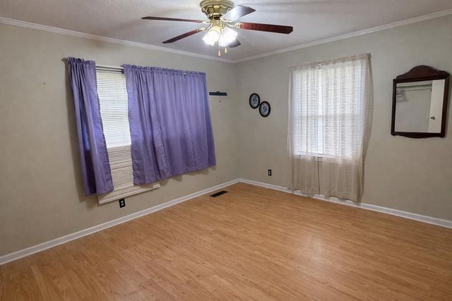 2633 Spencer Rd, Rock Island, TN 38581