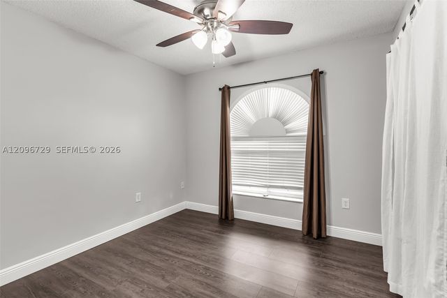 13122 SW 200th Ter, Miami, FL 33177