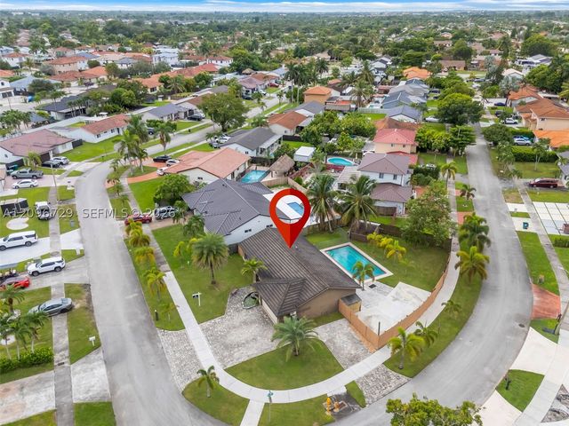 13122 SW 200th Ter, Miami, FL 33177