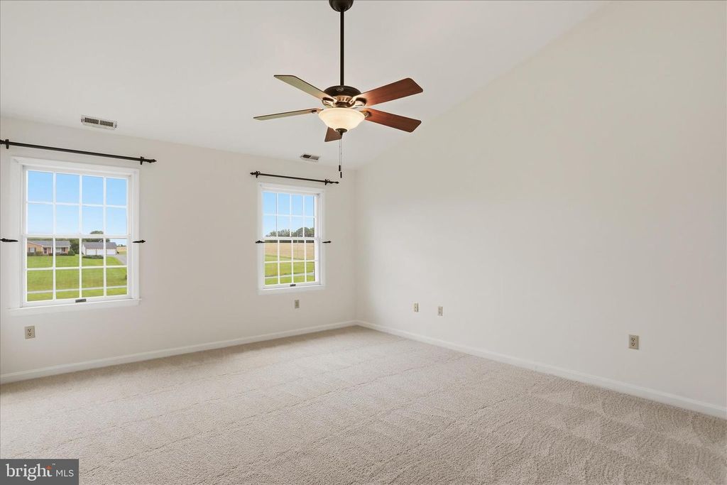 Image 18 of property listing at 2700 POFFENBERGER RD, Middletown, MD 21769
