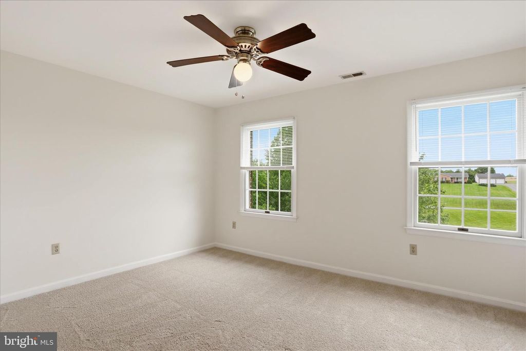 Image 26 of property listing at 2700 POFFENBERGER RD, Middletown, MD 21769
