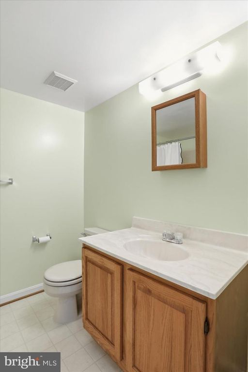 Image 33 of property listing at 2700 POFFENBERGER RD, Middletown, MD 21769