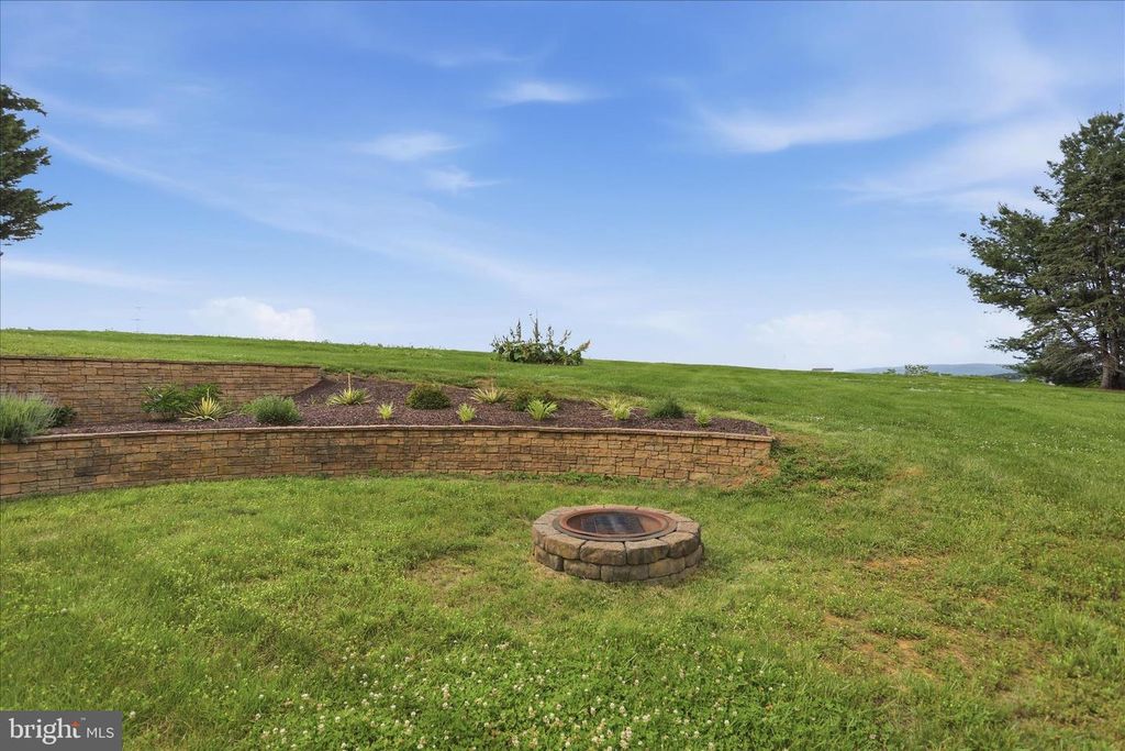 Image 38 of property listing at 2700 POFFENBERGER RD, Middletown, MD 21769