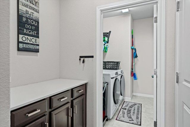 3004 Ottaviano WAY, Hutto, TX 78634