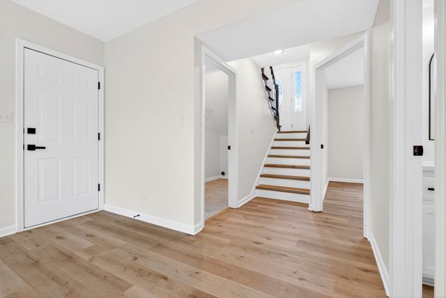 1300 Bluebonnet Dr, Clarksville, TN 37042