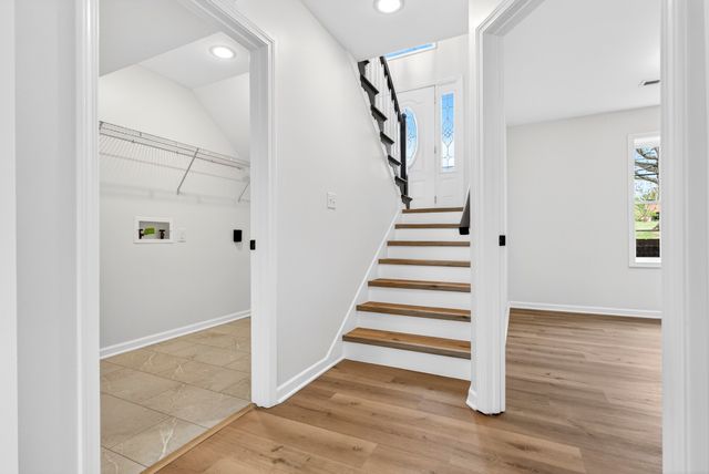 1300 Bluebonnet Dr, Clarksville, TN 37042