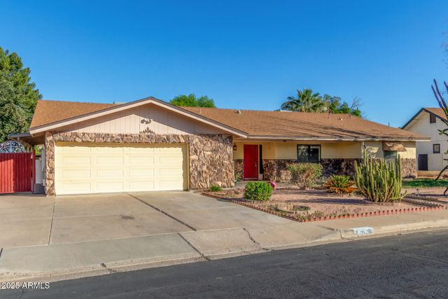 1626 E GARNET Avenue, Mesa, AZ 85204