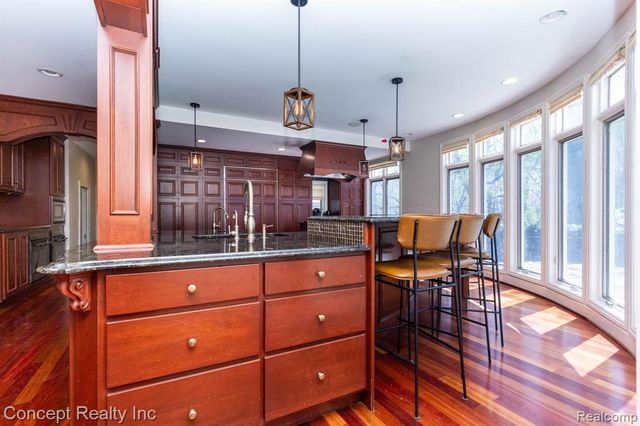 3215 Edgevale Drive, Lambertville, MI 48144