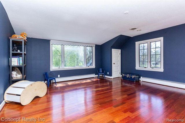3215 Edgevale Drive, Lambertville, MI 48144