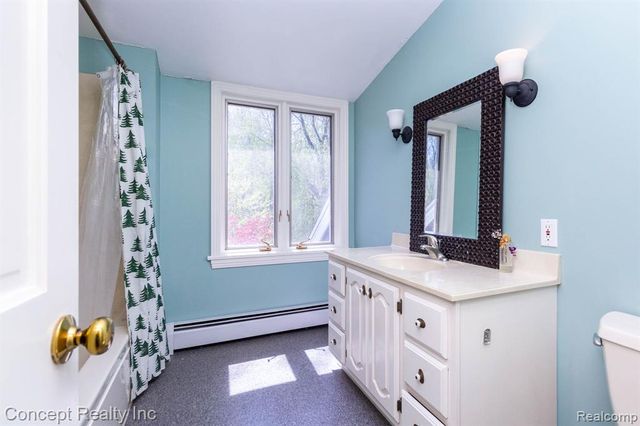 3215 Edgevale Drive, Lambertville, MI 48144