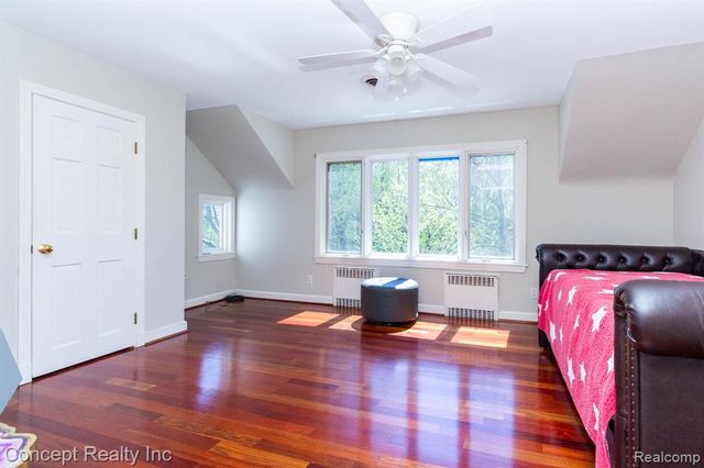 3215 Edgevale Drive, Lambertville, MI 48144