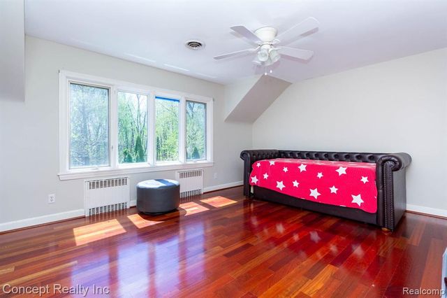 3215 Edgevale Drive, Lambertville, MI 48144