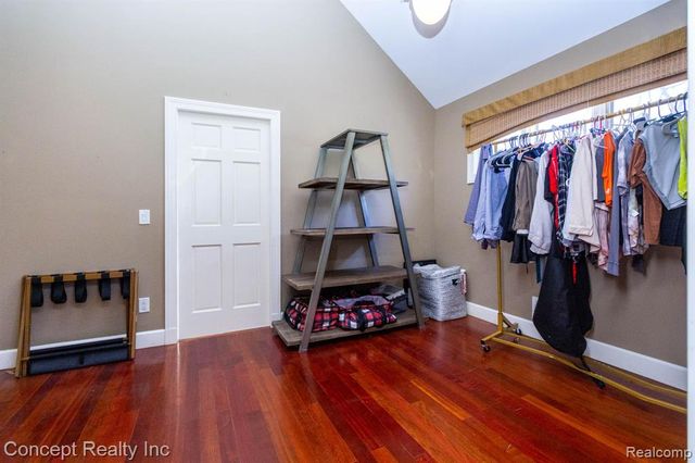 3215 Edgevale Drive, Lambertville, MI 48144