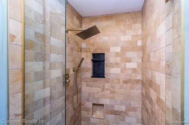 3215 Edgevale Drive, Lambertville, MI 48144