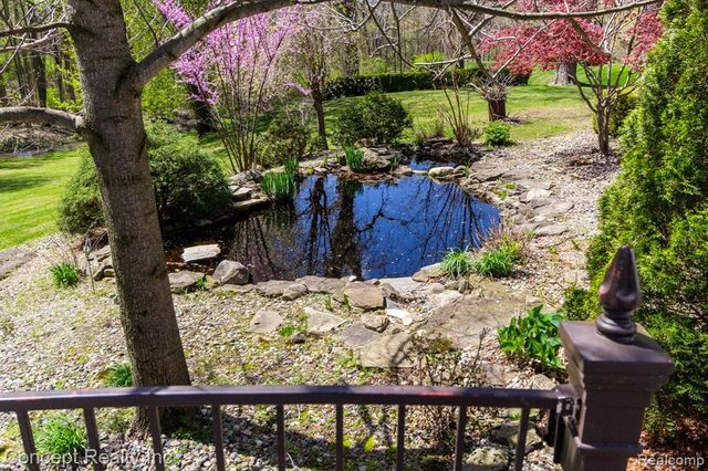 3215 Edgevale Drive, Lambertville, MI 48144