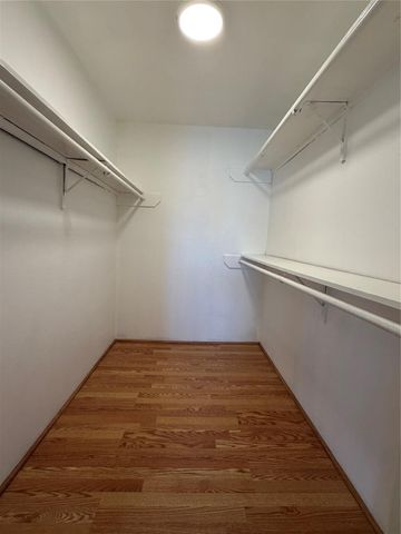 2750 Holly Hall Street 1714, Houston, TX 77054
