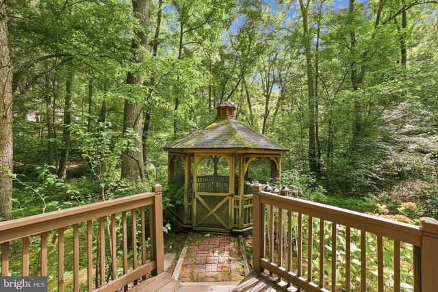 8065 TUCKERS TRL, Owings, MD 20736