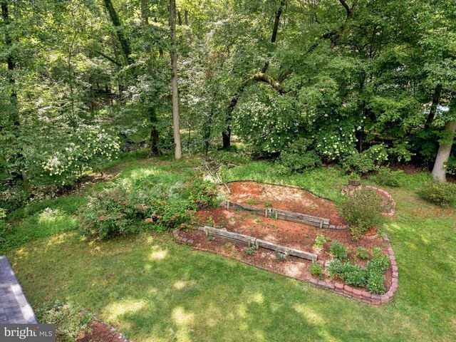 8065 TUCKERS TRL, Owings, MD 20736
