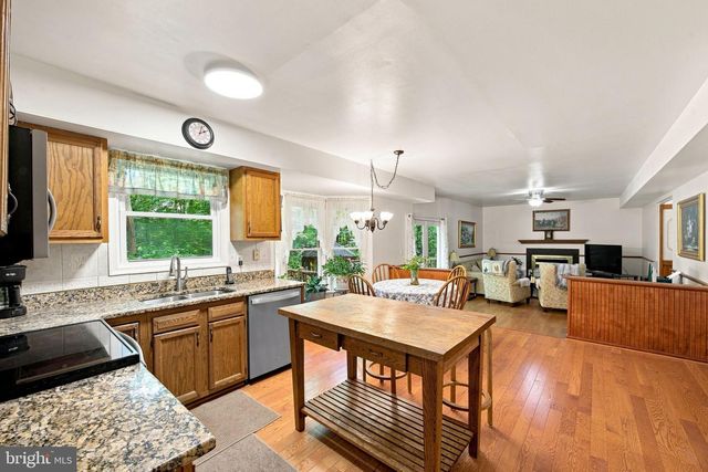 8065 TUCKERS TRL, Owings, MD 20736