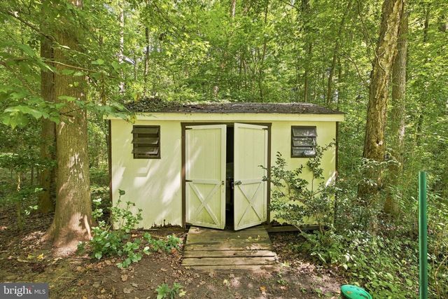 8065 TUCKERS TRL, Owings, MD 20736