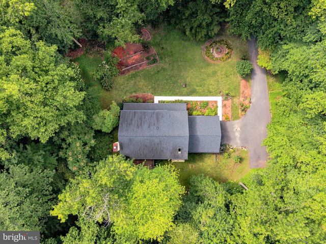 8065 TUCKERS TRL, Owings, MD 20736