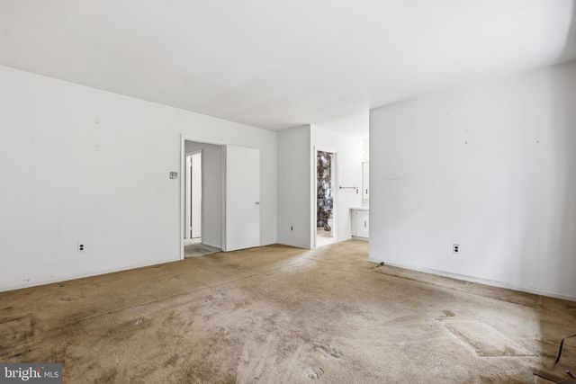 520 PEBBLE RIDGE CT, Feasterville Trevose, PA 19053