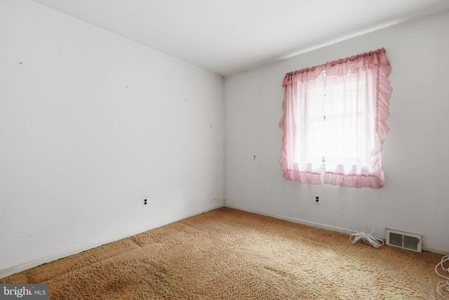 520 PEBBLE RIDGE CT, Feasterville Trevose, PA 19053