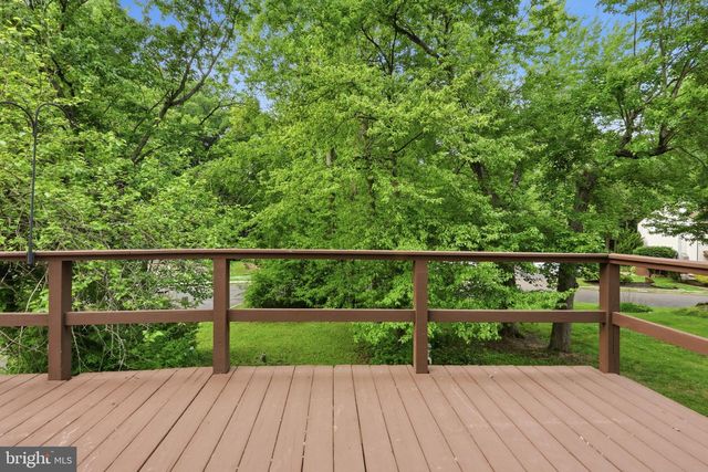 520 PEBBLE RIDGE CT, Feasterville Trevose, PA 19053